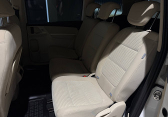 Подержанный автомобиль SEAT Alhambra 2011 года (7 фото)