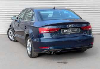 Подержанный автомобиль Audi A3 Sedan 2017 года (7 фото)