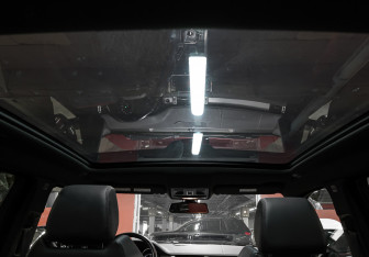Подержанный автомобиль Land Rover Range Rover Evoque 2012 года (18 фото)