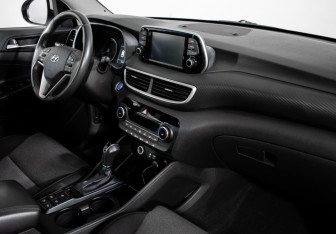 Подержанный автомобиль Hyundai Tucson 2019 года (10 фото)