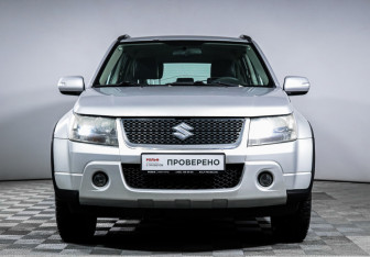 Подержанный автомобиль Suzuki Grand Vitara 2008 года (2 фото)
