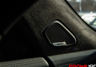 Подержанный автомобиль Geely Monjaro 2024 года (24 фото)