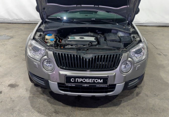Подержанный автомобиль Skoda Yeti 2012 года (18 фото)