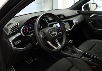 Подержанный автомобиль Audi Q3 Sportback 2022 года (7 фото)