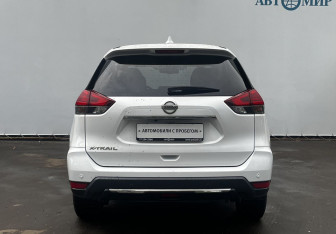 Подержанный автомобиль Nissan X-Trail 2019 года (6 фото)