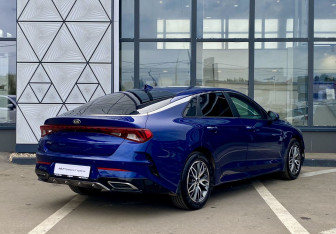 Подержанный автомобиль Kia K5 2021 года (5 фото)