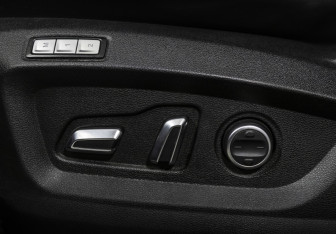 Подержанный автомобиль Chery Tiggo 8 Pro 2021 года (16 фото)