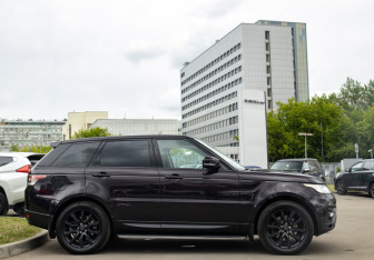 Подержанный автомобиль Land Rover Range Rover Sport 2013 года (3 фото)