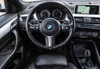 Подержанный автомобиль BMW X2 2018 года (11 фото)