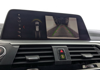 Подержанный автомобиль BMW X3 2021 года (18 фото)