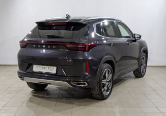 Подержанный автомобиль Exeed LX 2024 года (14 фото)