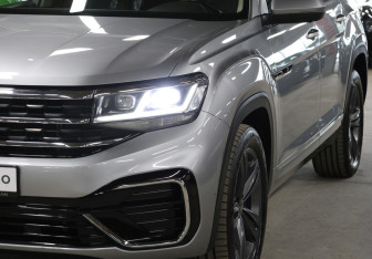 Подержанный автомобиль Volkswagen Teramont 2021 года (21 фото)