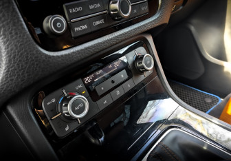 Подержанный автомобиль Volkswagen Touareg 2013 года (29 фото)