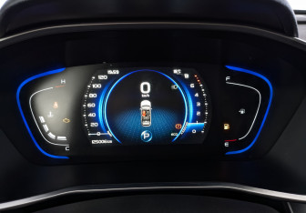 Подержанный автомобиль Geely Coolray 2022 года (15 фото)