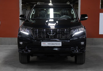 Подержанный автомобиль Toyota Land Cruiser Prado 2023 года (2 фото)