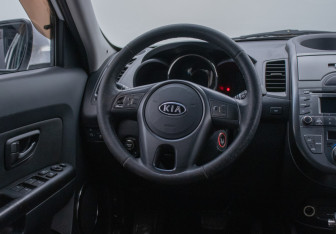 Подержанный автомобиль Kia Soul 2011 года (15 фото)