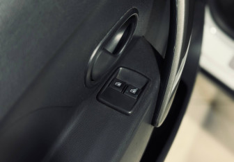 Подержанный автомобиль Renault Sandero 2021 года (17 фото)