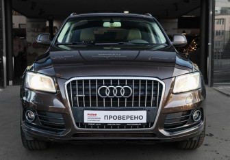 Подержанный автомобиль Audi Q5 2013 года (2 фото)