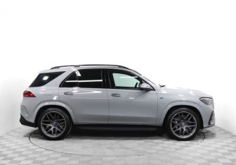 Подержанный автомобиль Mercedes-Benz GLE AMG 2024 года (4 фото)