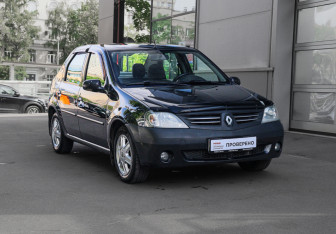 Подержанный автомобиль Renault Logan Sedan 2009 года (3 фото)