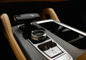 Подержанный автомобиль Changan Hunter Plus 2023 года (18 фото)