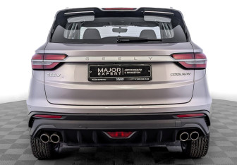 Подержанный автомобиль Geely Coolray 2022 года (6 фото)