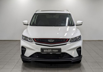 Подержанный автомобиль Geely Coolray 2022 года (2 фото)