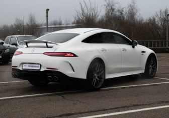 Подержанный автомобиль Mercedes-Benz AMG GT Liftback 2019 года (5 фото)
