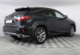 Подержанный автомобиль Lexus RX 2019 года (5 фото)