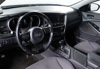 Подержанный автомобиль Kia Optima Sedan 2015 года (11 фото)