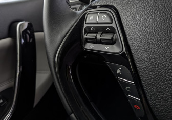 Подержанный автомобиль Kia Ceed Hatchback 2014 года (26 фото)