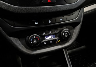 Подержанный автомобиль LADA (ВАЗ) Vesta Wagon 2021 года (27 фото)