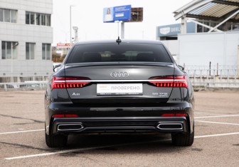 Подержанный автомобиль Audi A6 Sedan 2018 года (8 фото)