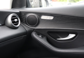Подержанный автомобиль Mercedes-Benz GLC Coupe 2018 года (22 фото)