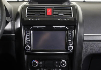 Подержанный автомобиль Great Wall Hover H3 2014 года (8 фото)