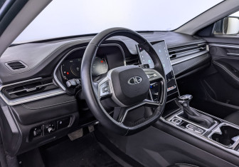 Подержанный автомобиль Москвич 6 2023 года (15 фото)