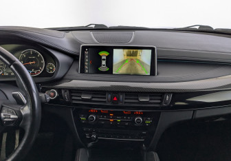 Подержанный автомобиль BMW X6 2019 года (15 фото)