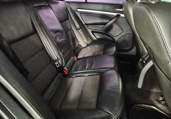 Подержанный автомобиль Skoda Octavia Liftback 2006 года (10 фото)