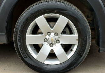 Подержанный автомобиль Chevrolet Captiva 2014 года (9 фото)