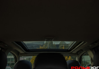 Подержанный автомобиль Nissan X-Trail 2006 года (20 фото)