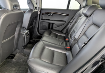 Подержанный автомобиль Volvo S80 2013 года (12 фото)
