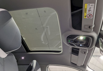 Подержанный автомобиль Geely Atlas 2024 года (23 фото)