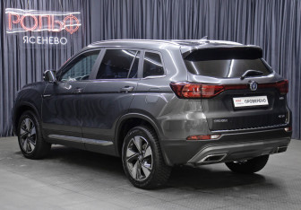 Подержанный автомобиль Changan CS75 2022 года (7 фото)