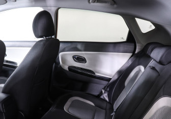 Подержанный автомобиль Kia Ceed Hatchback 2013 года (10 фото)