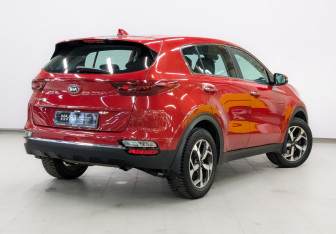 Подержанный автомобиль Kia Sportage 2018 года (5 фото)