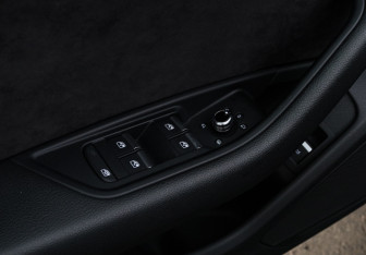 Подержанный автомобиль Audi A5 Liftback 2019 года (16 фото)