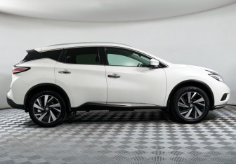 Подержанный автомобиль Nissan Murano Suv 2019 года (4 фото)