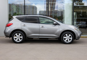 Подержанный автомобиль Nissan Murano Suv 2011 года (4 фото)