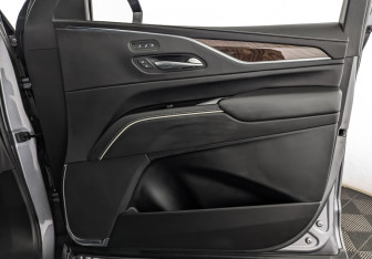 Подержанный автомобиль Cadillac Escalade Suv 2021 года (25 фото)