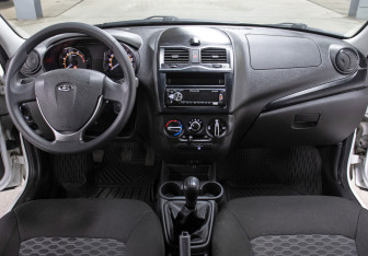 Подержанный автомобиль LADA (ВАЗ) Granta Sedan 2024 года (14 фото)